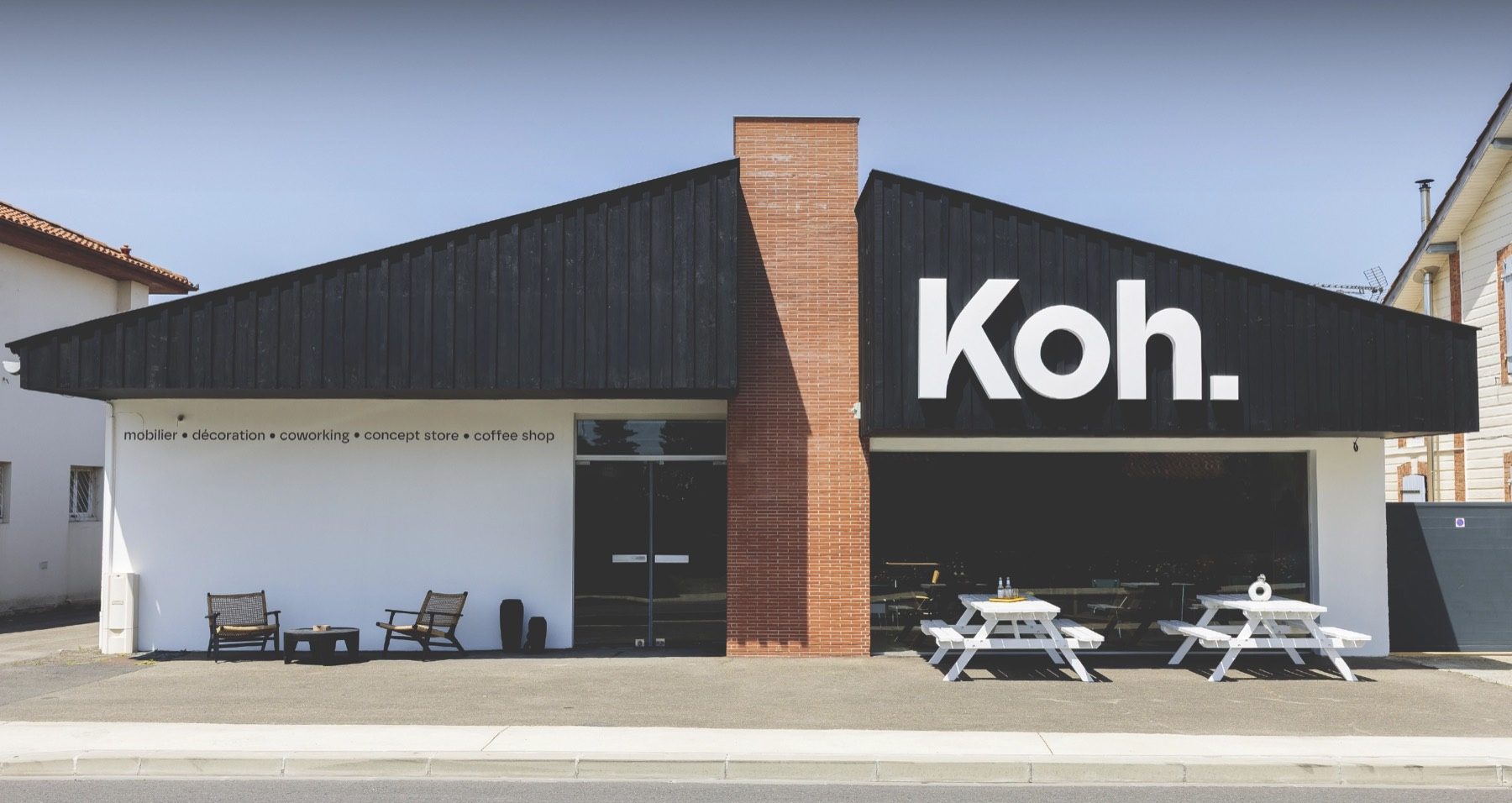 La façade de Koh., concept store et coffee shop à Soustons