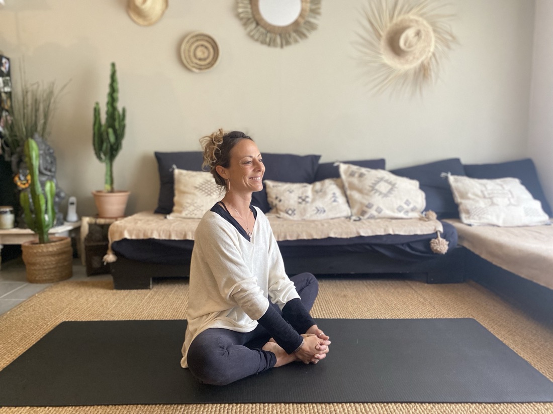 Laetitia Lacaze, professeure de yoga dans les Landes
